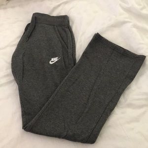 Nike Sweatpants